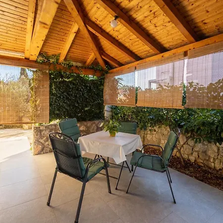 Erika Apartament Krk Town